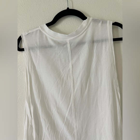 Lululemon All Yours Boyfriend Tank
White​​ - Picture 8 of 8